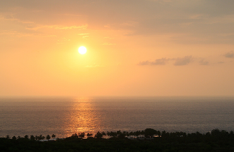 Big Island Sunset * Traveller
