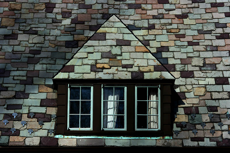 Slate Room Gable