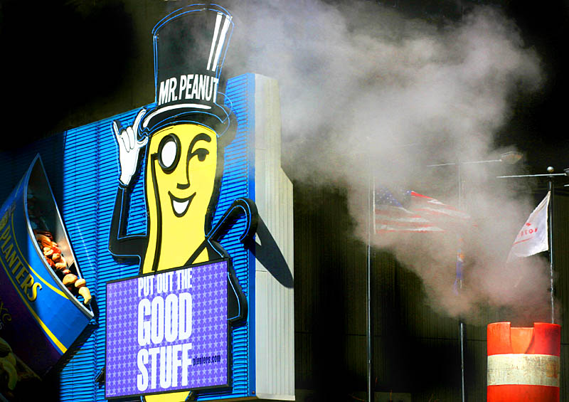 Mr Peanut & NY Steam