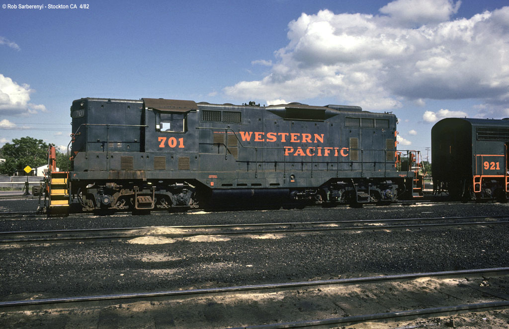 WP EMD GP7 #701