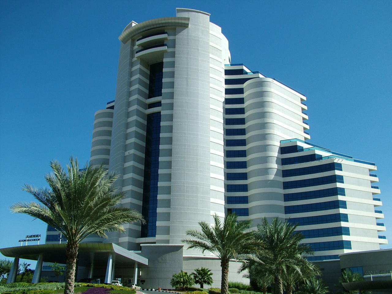 Meridien Al Aqah.JPG