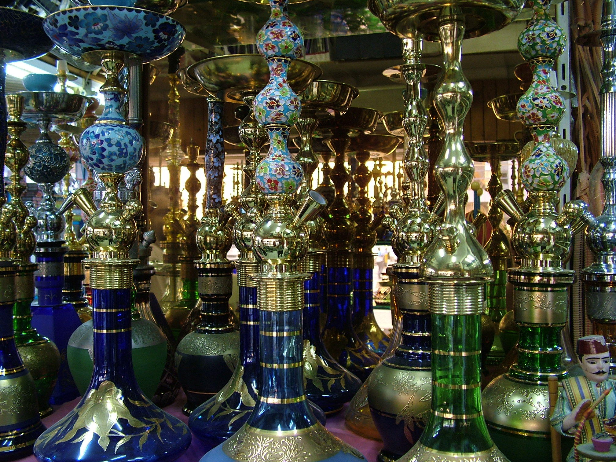 1658 5th December 06 Haythams Shop Sharjah.JPG