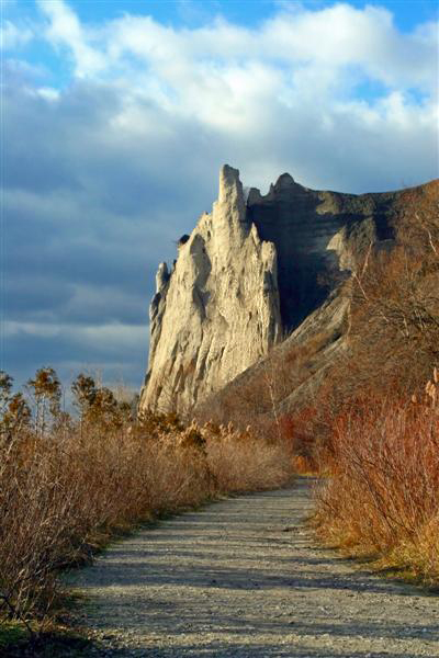 The Path To The Cliff