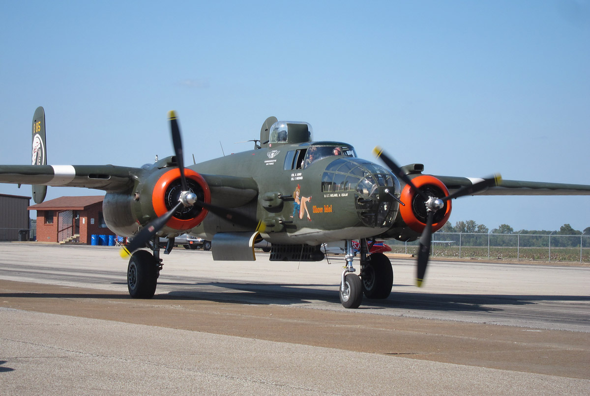 North American B-25J Mitchell Show Me