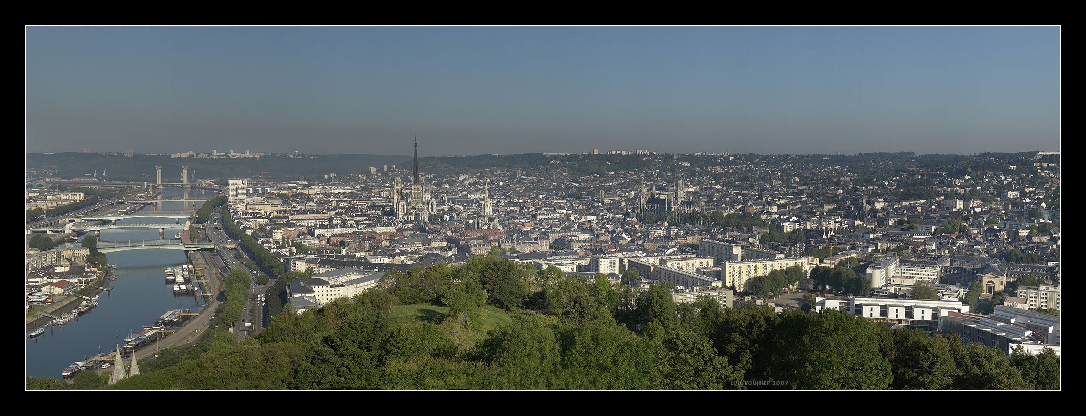 Panorama_de_Rouen_small.jpg