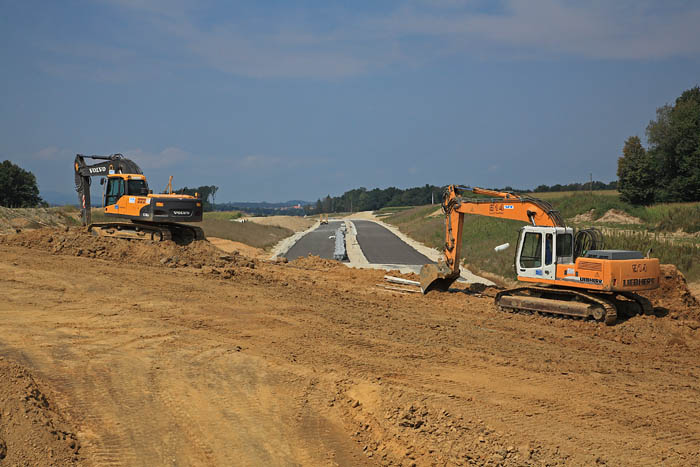 Construction of highway gradnja avtoceste_MG_1084-1.jpg