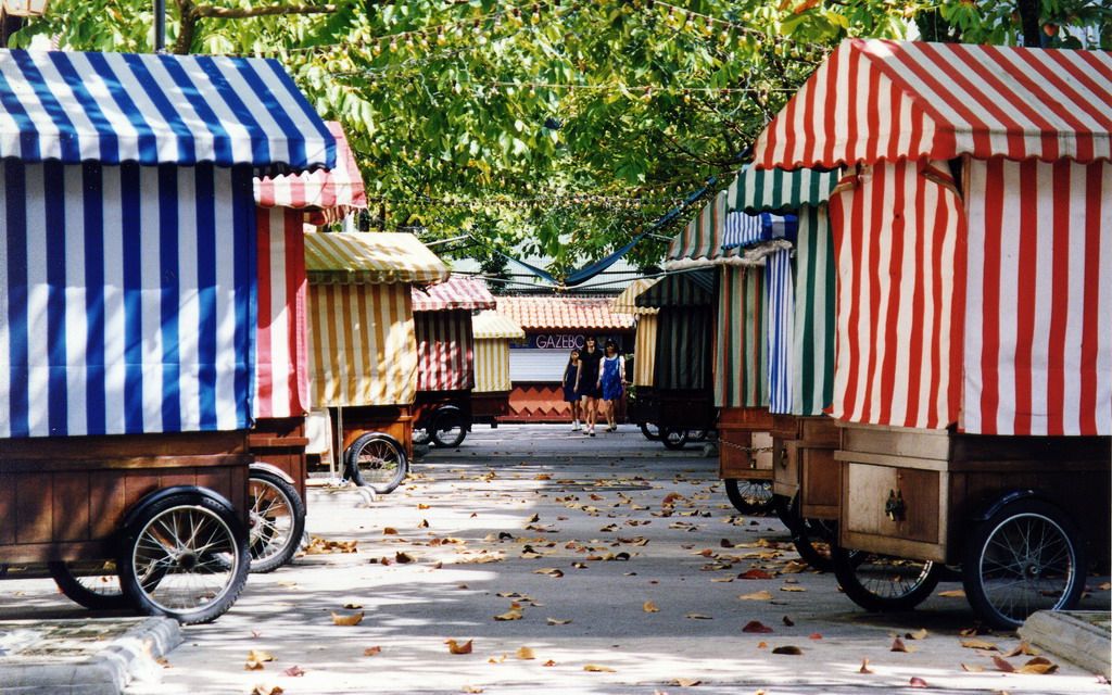 Kiosks in Singapore