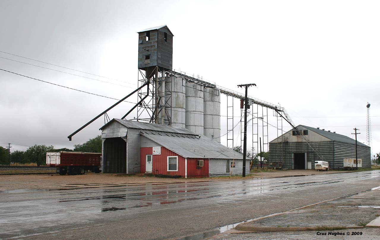 Merkel - Merkel Elevator and Farm Supply - Union Pacific MP 423.11.