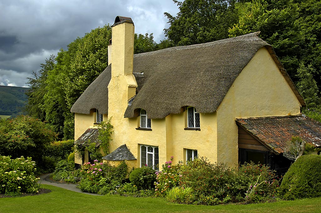 Thatched house, Selworthy, Somerset (6371)