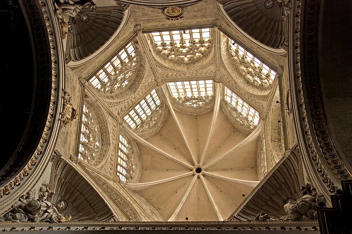 The dome, St. Marys Cathedral