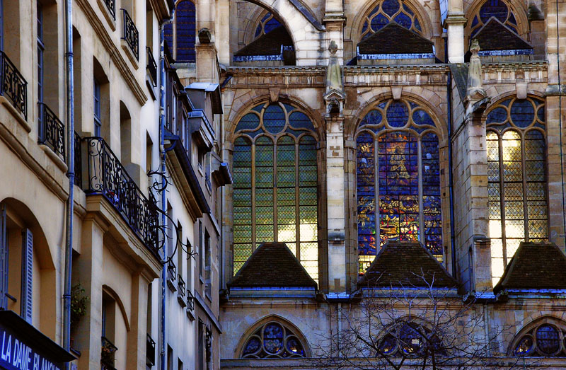 07/01/01 - Old Paris