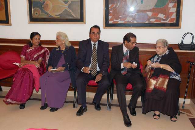 VIVEK + MAYA035.JPG