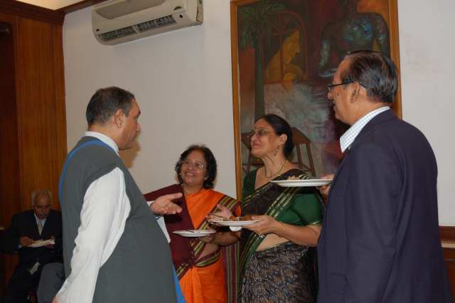 VIVEK + MAYA154.JPG