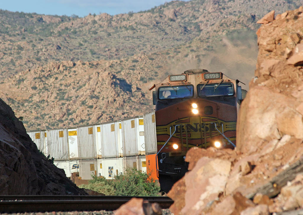 BNSF 5198
