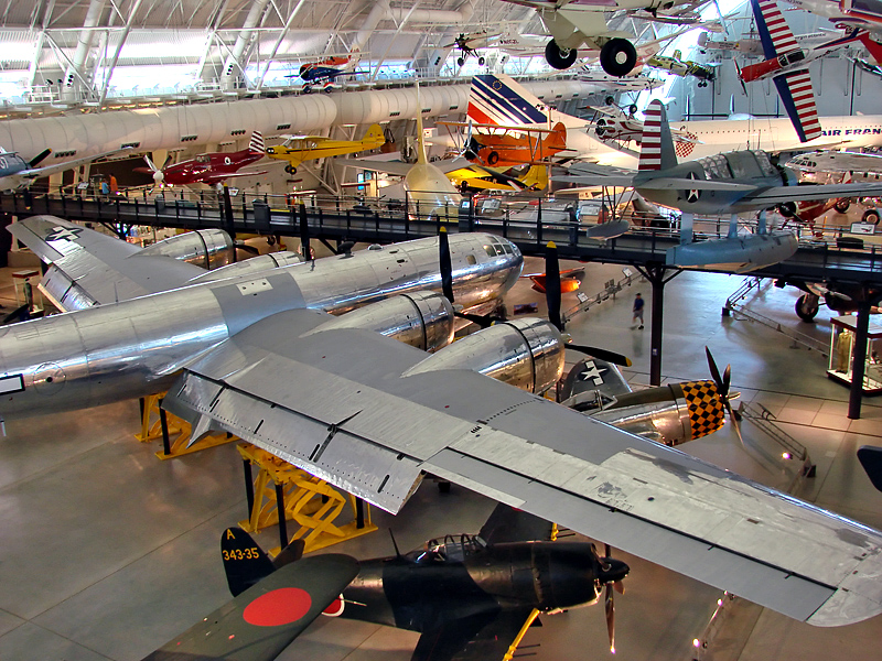 Udvar-Hazy Center, general display, Enola Gay foreground