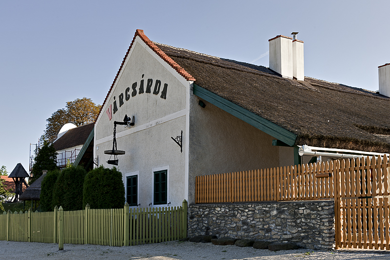 Nagyvzsony, local pub