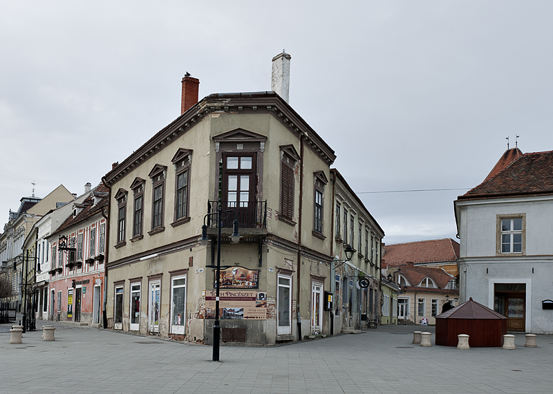 A real corner building