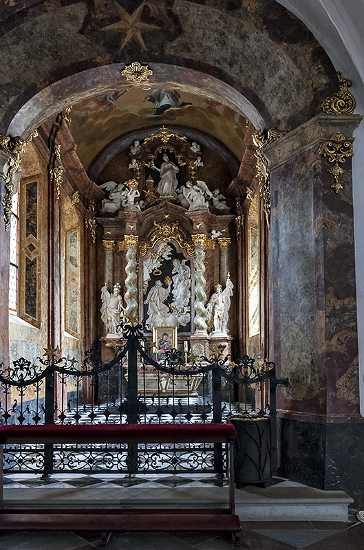 Oliwa Cathedral, side chapel