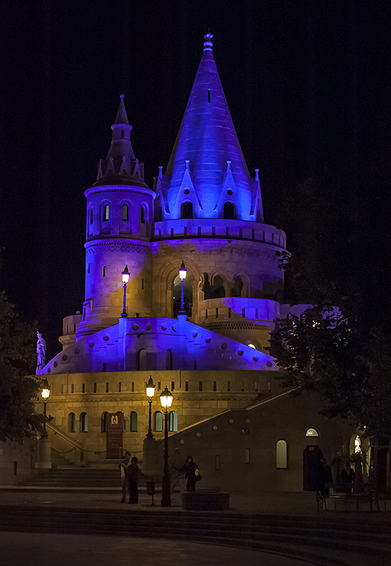 Fishermens Bastion at night