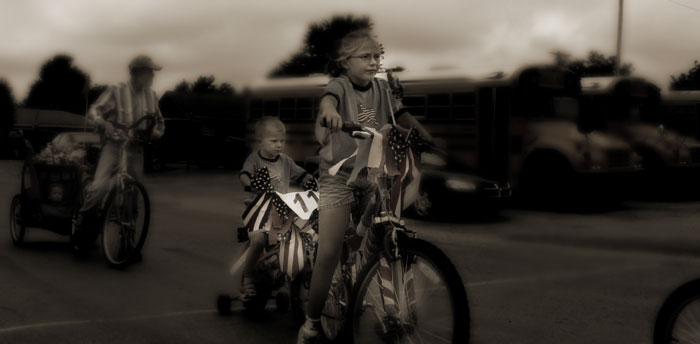 o6/38/681038/1/86596186.kAlme5Wb.bikeson4th.jpg