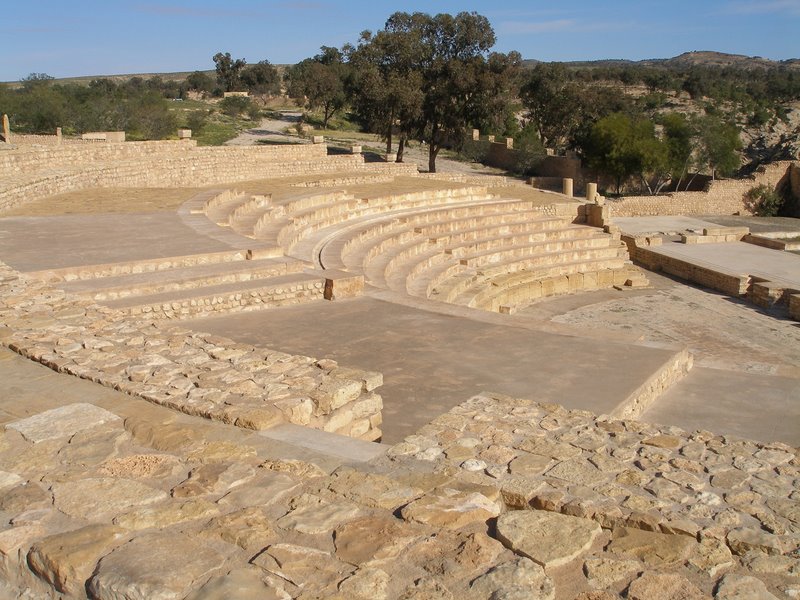 Sbeitla - amphitheatre