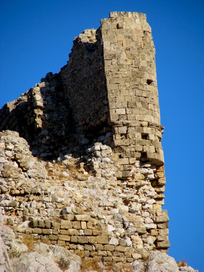 Castel face