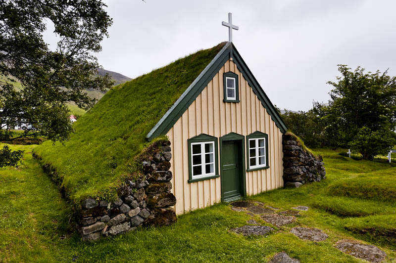 Hofskirkja