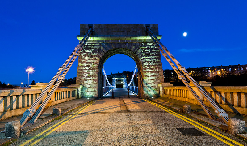 07-Nov-2011 Wellington Suspension Bridge