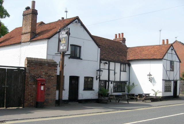 The Crown at Bray, near Maidenhead.  Middle part dates to 1380