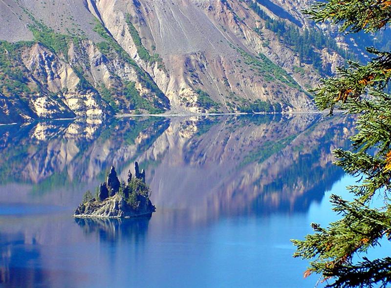 Crater Lake, Phantom Ship