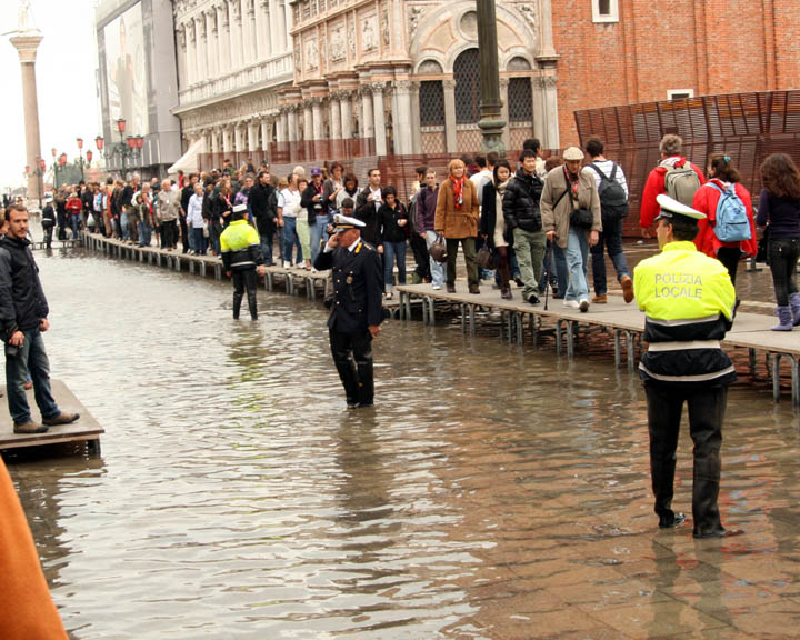 VenetianTraffic Duty