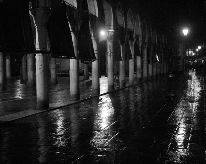 Rialto market at Night