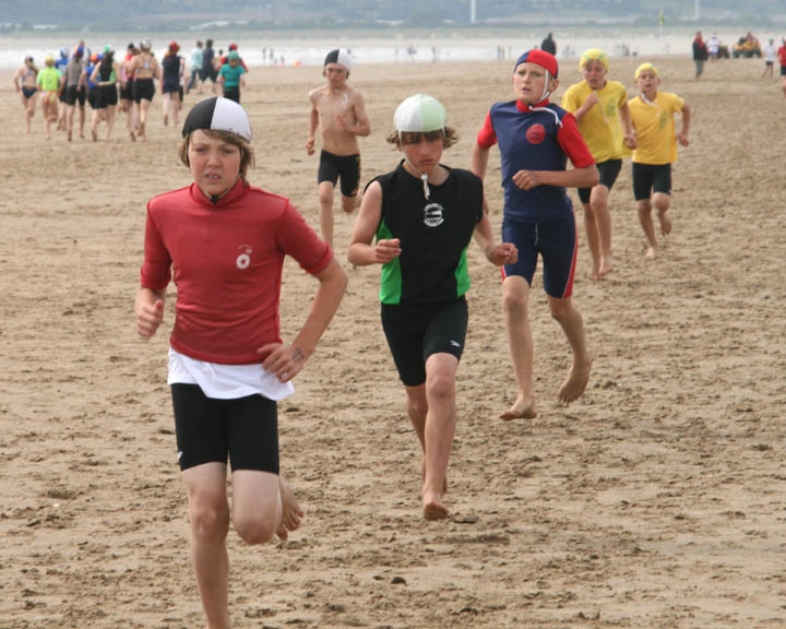 Lewys Leads The Way
