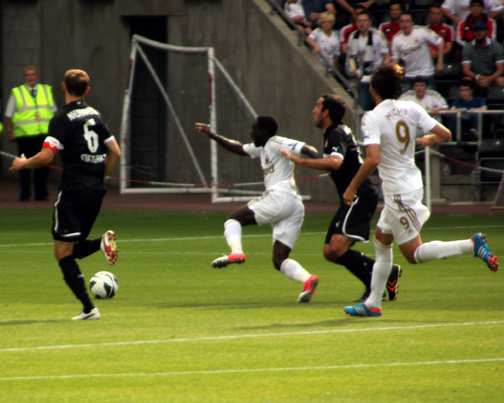 Dyer Fouled