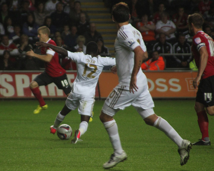 Dyer Skips Through