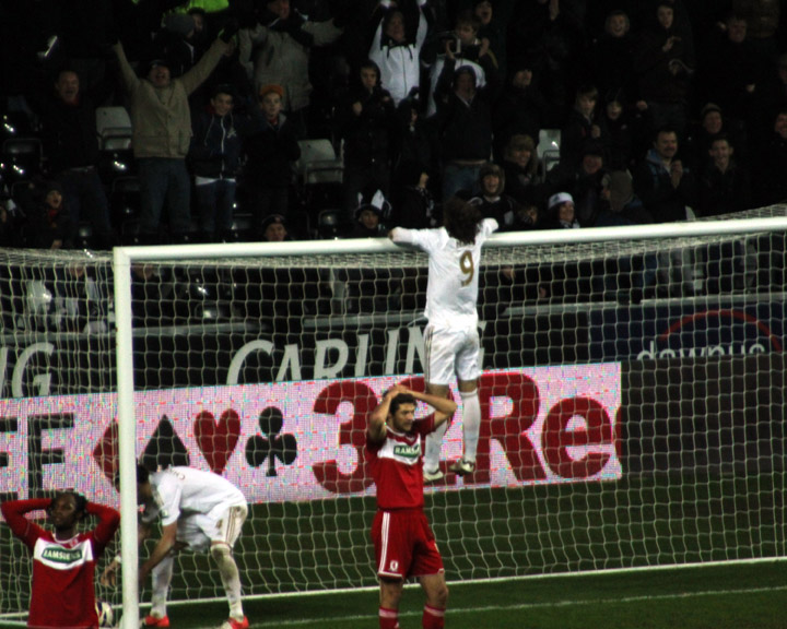 Michu Goal Hanging