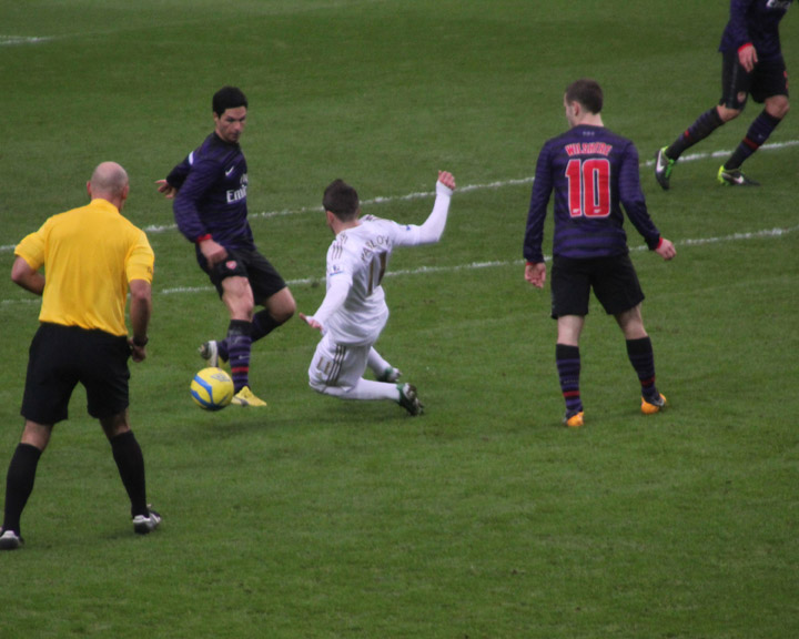 Hernandez Lunge