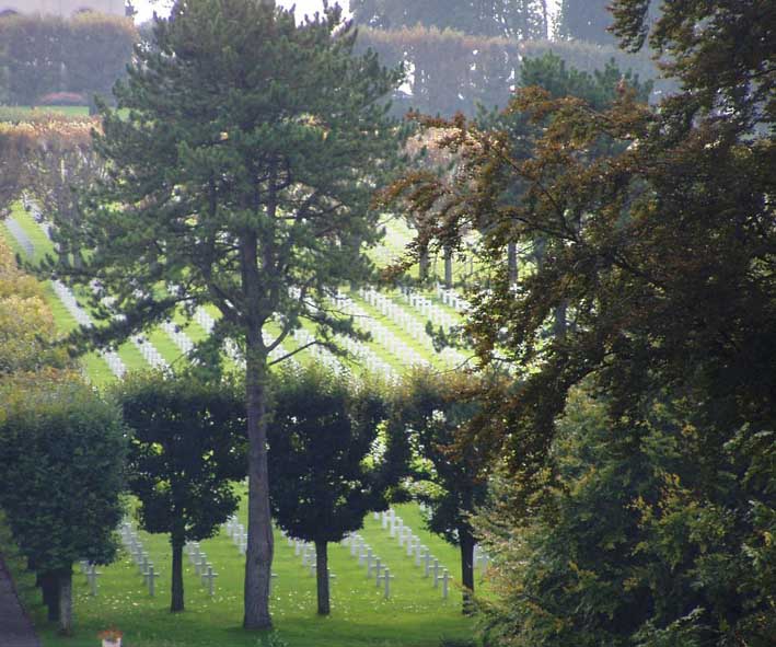 US Graves at Meuse Argonne.JPG