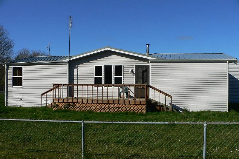 Carolines manufactured house 1