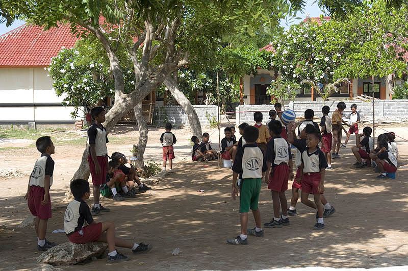 School outside Lembongan town