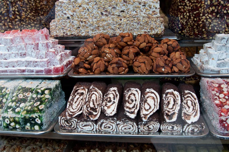 Confectioner in Divan Yolu Caddesi, Sultanahmet