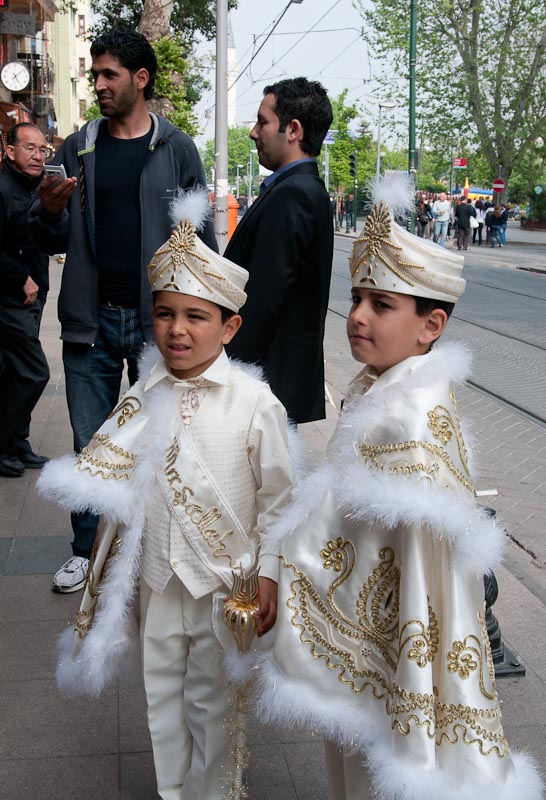Princes for a day, Istanbul