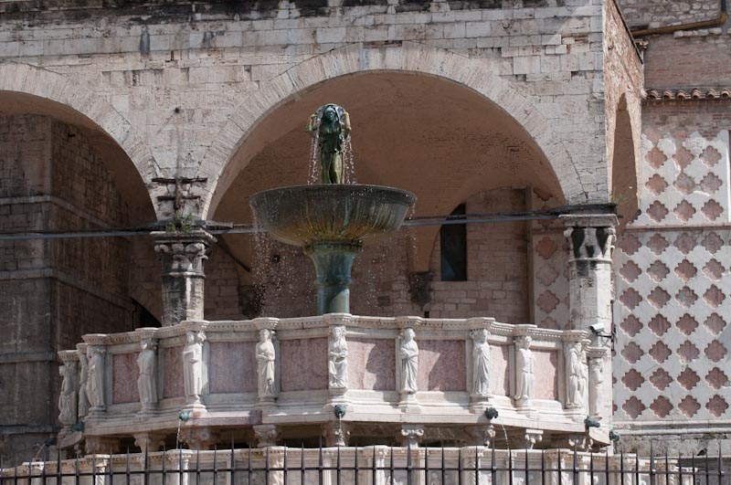 13th-century Fontana Maggiore, Great Fountain