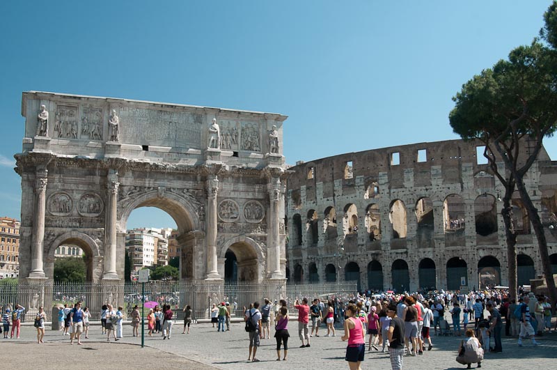 Colosseum and Arco di Costantino