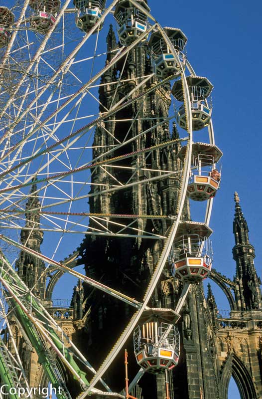 Ferris Wheel beside the Scott Memorial