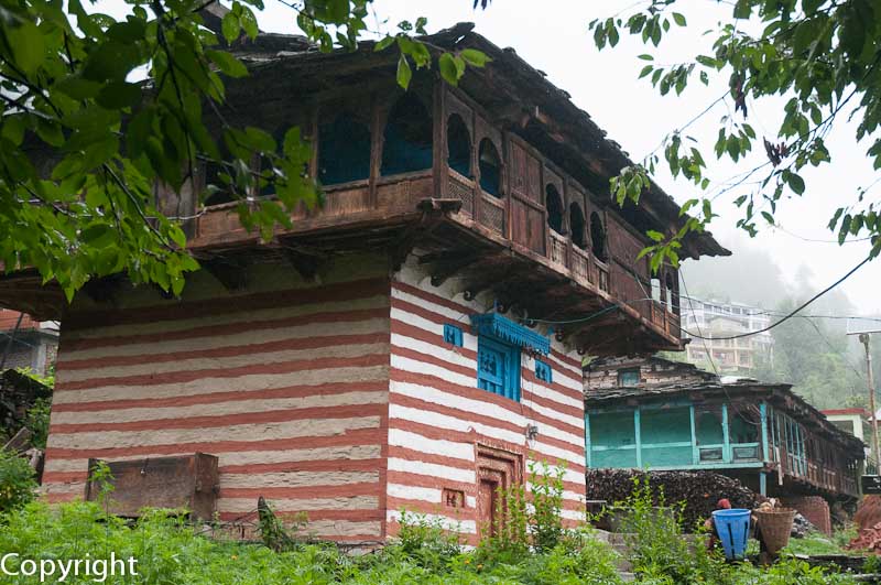Traditional homes in Old Manali