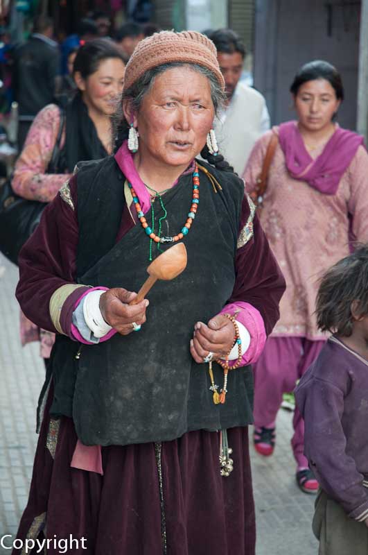 People in the streets of Leh
