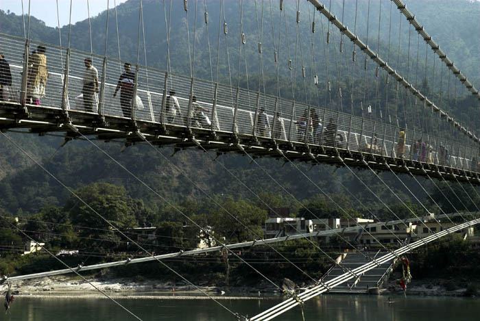 Ram Jhula footbridge crosses the Ganges further downstream