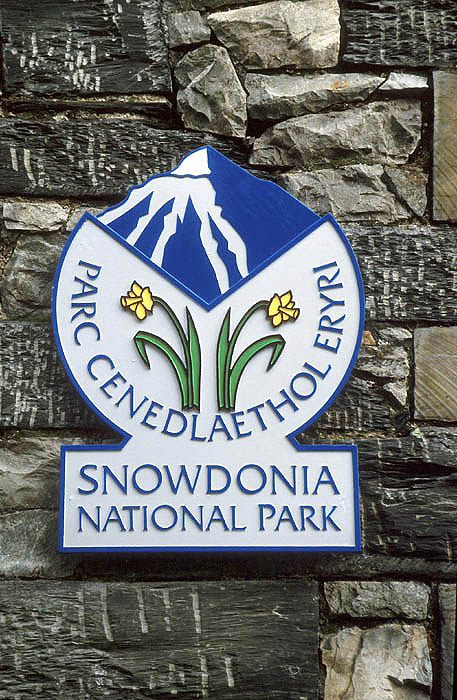 Snowdon National Park sign