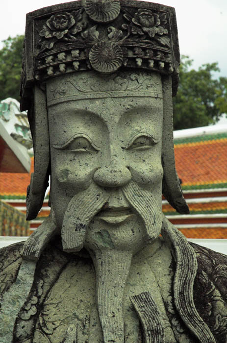 Wat Po guardian statue